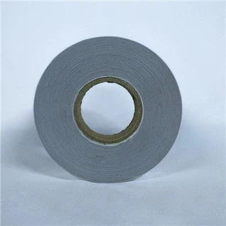 Reklaamiklassi valge DOT C2 helkurteip veoautole